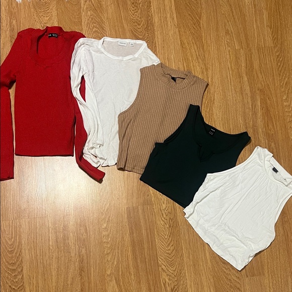 ⭐️SHEIN + 1 Babaton Women's Tops - Red, White, Tan, Black - Picture 1 of 9